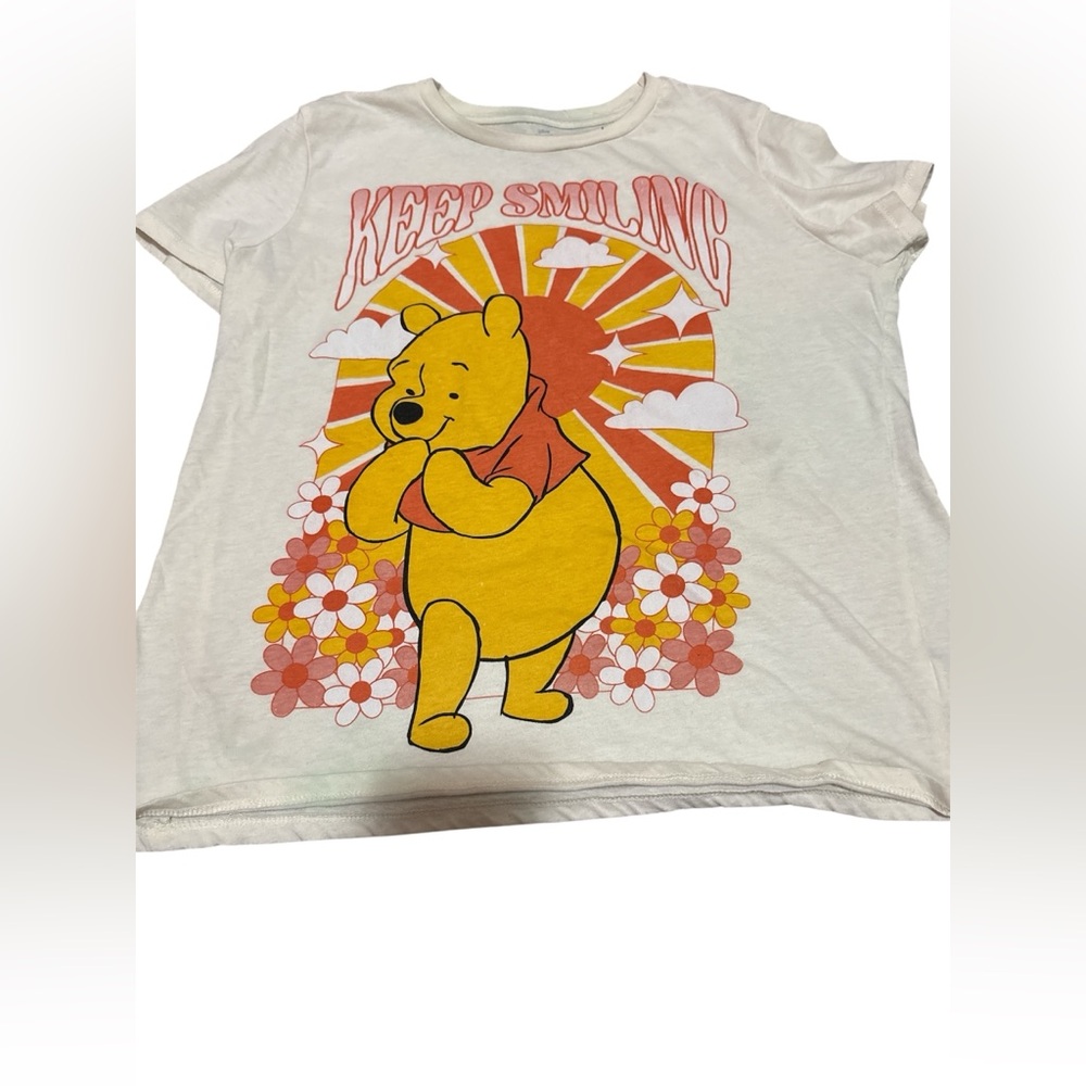 Winnie the Pooh 'Keep Smiling' Juniors Graphic Tee